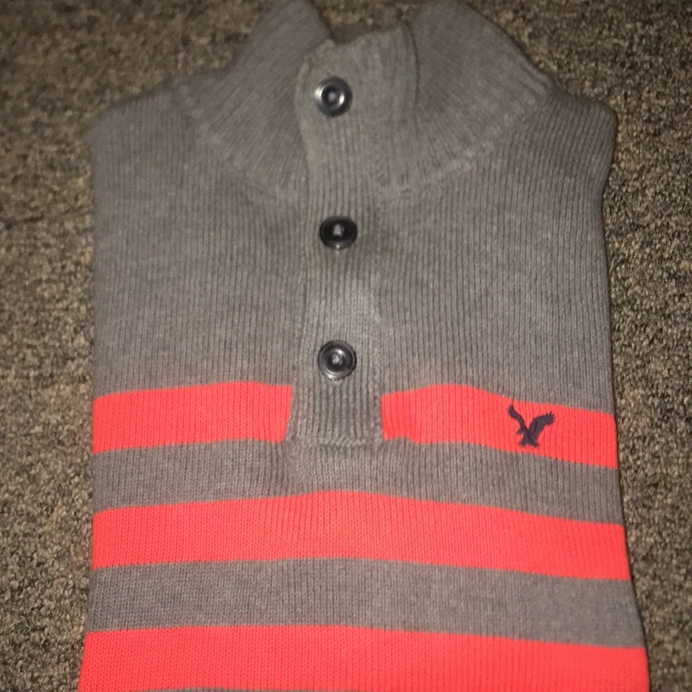 American eagle sweater